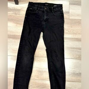 Black Skinny Jeans Mid rise